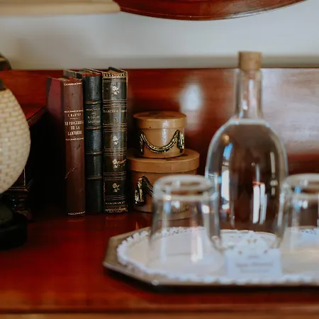 シャレット フォンテ ノヴァ ゲストハウス アルコバサ